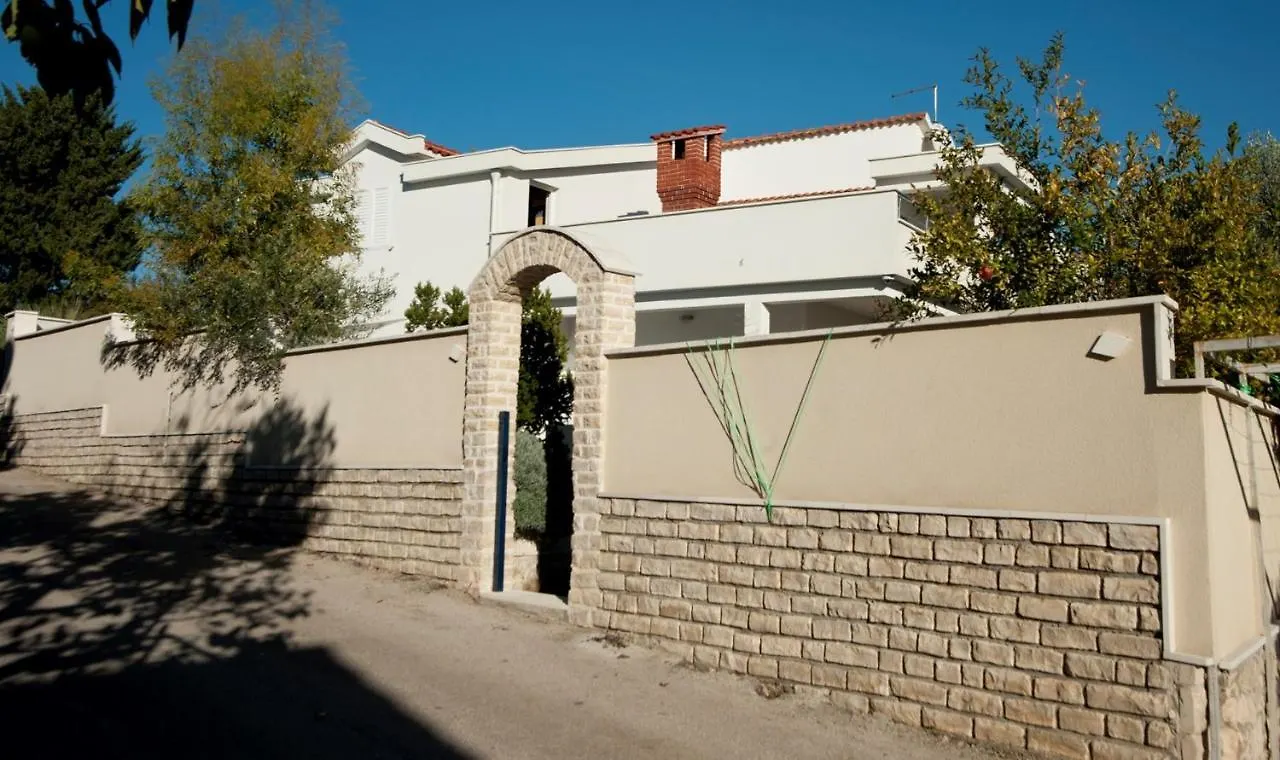 Villa Astrid On Ciovo Island, Private Pool Trogir